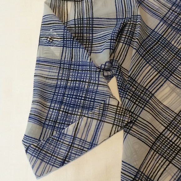 Torrid Plaid Blouse Size 2 - Picture 4 of 6